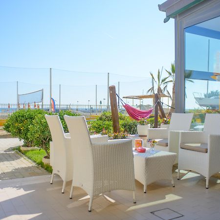 רימיני Hotel Zeus מראה חיצוני תמונה