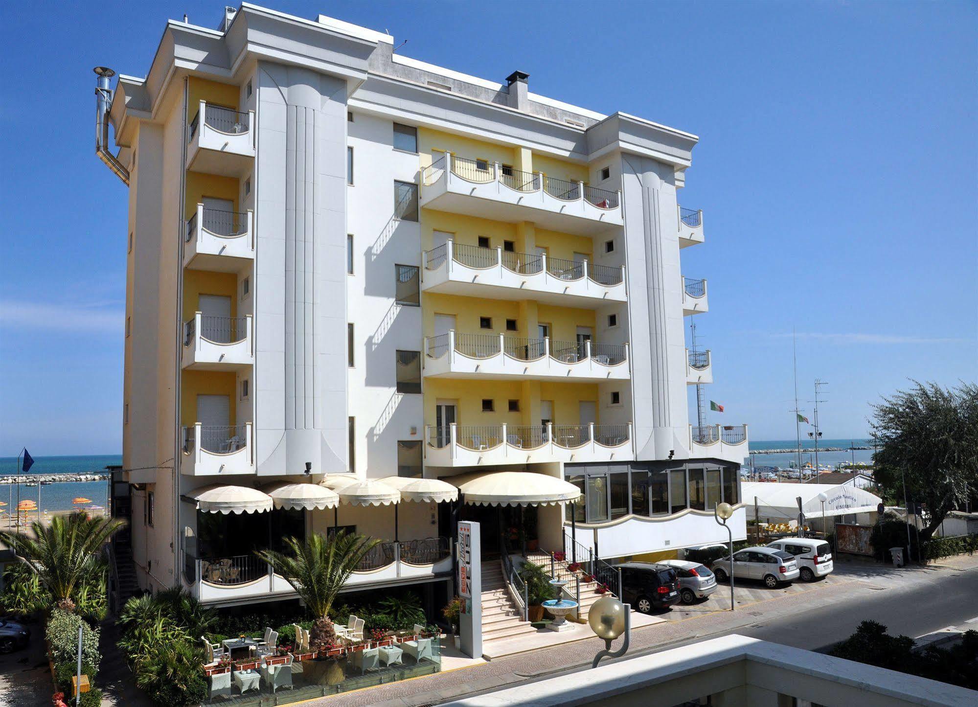 רימיני Hotel Zeus מראה חיצוני תמונה