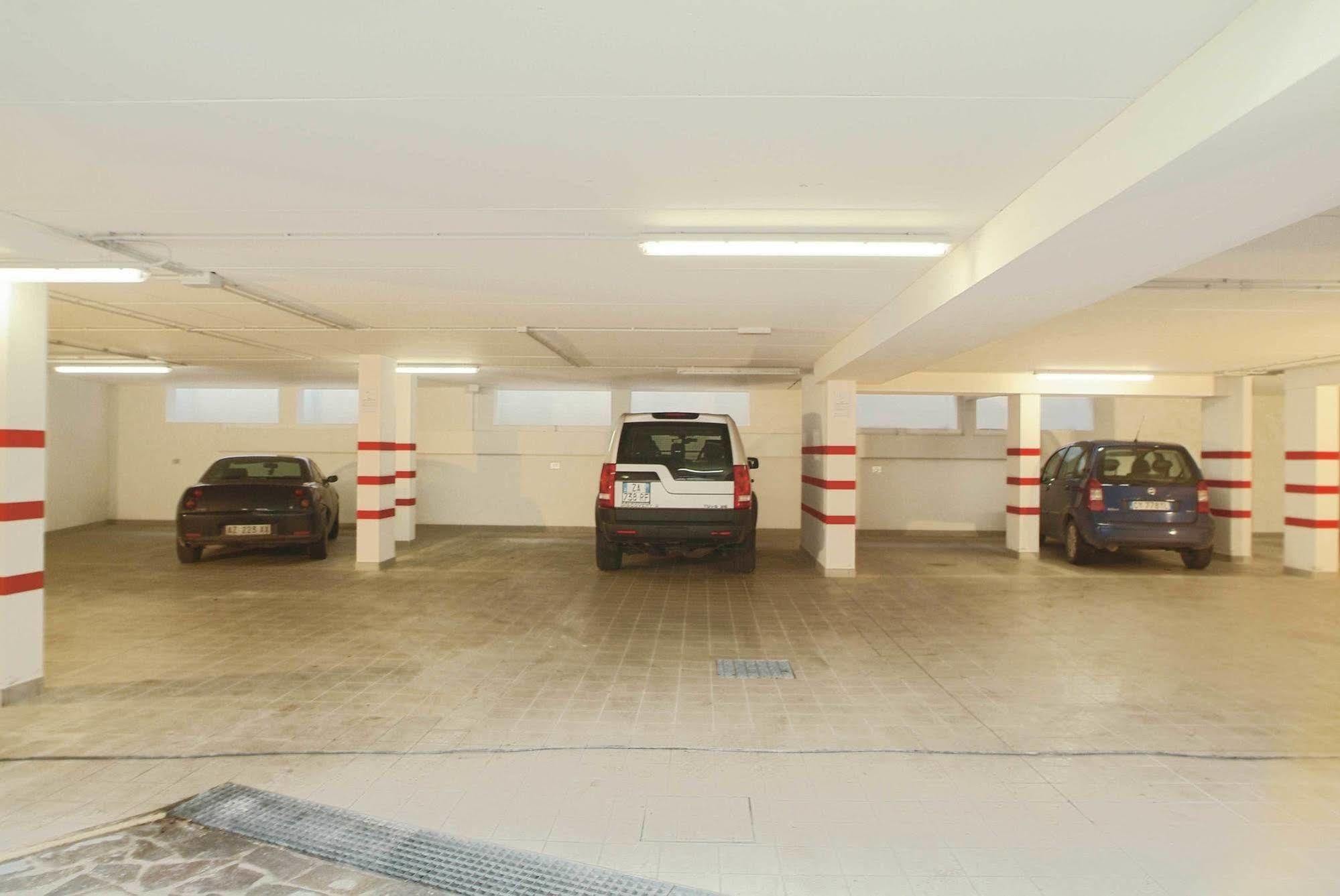 רימיני Hotel Zeus מראה חיצוני תמונה